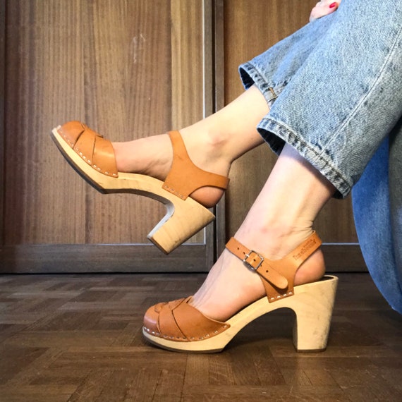 Vintage 1970s Tan Swedish Hasbeens 39 Toffel Clogs