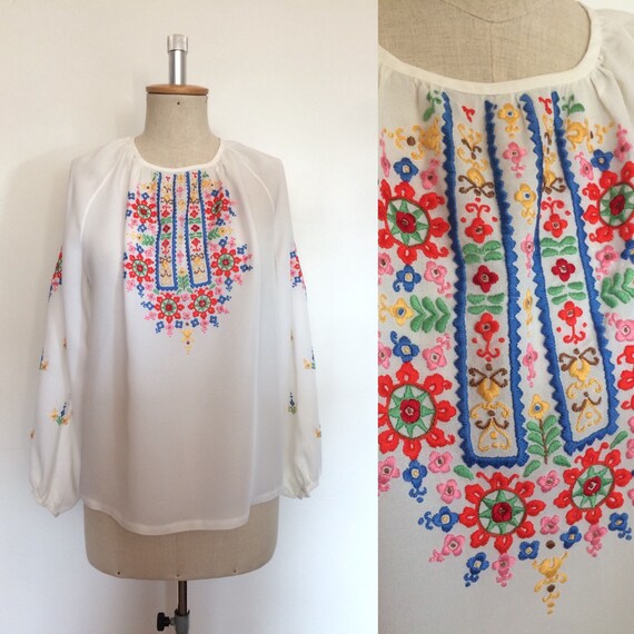 Vintage 1950s Hungarian Peasant Blouse Embroidered