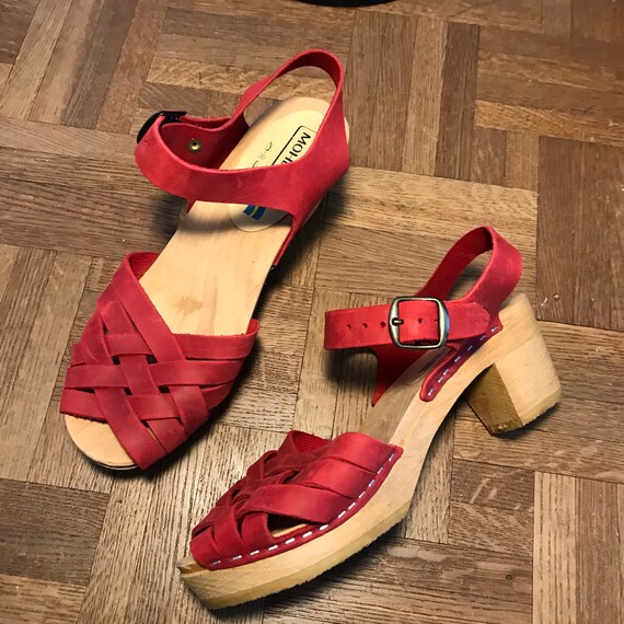 Vintage 1970s Raspberry Swedish Sandals 39 Moheda
