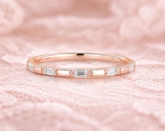 Baguette moissaniet trouwring, dunne stapelring, roségouden eeuwigheidsband, minimalistische beloftering, jubileumcadeau voor haar