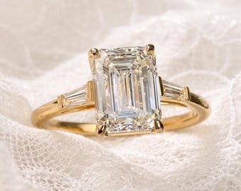 3 kt smaragd geslepen moissaniet verlovingsring | Gouden ring met drie stenen | Luxe bruidsring | Verjaardagscadeau voor haar