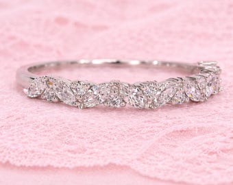 Marquise Moissaniet trouwring | Witgouden Eternity-ring | Stapelbare ring met bladmotief | Bruidsjubileumcadeau voor haar