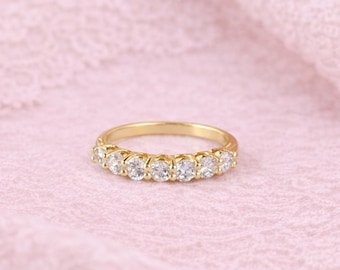 Ronde Moissanite Half Eternity-band, gouden trouwring, sierlijke stapelring, minimalistisch verjaardagscadeau voor haar