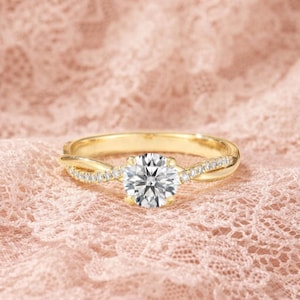Round Moissanite Engagement Ring, Gold Plated Twisted Band Ring, Promise Ring for Her,  Anniversary Gift, Solitaire Moissanite Ring