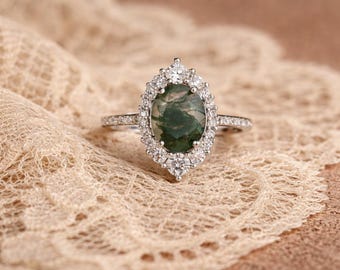 Ovale mosagaat verlovingsring met moissaniet-halo, vintage geïnspireerde beloftering, natuurgroene edelsteen bruidsring