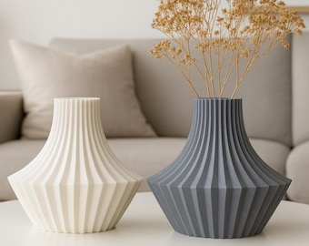 The Luminara Vase