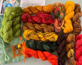 Handgefärbtes Rindsstrickset, Strickset, handgefärbtes Garn, gestrickte Wolle
