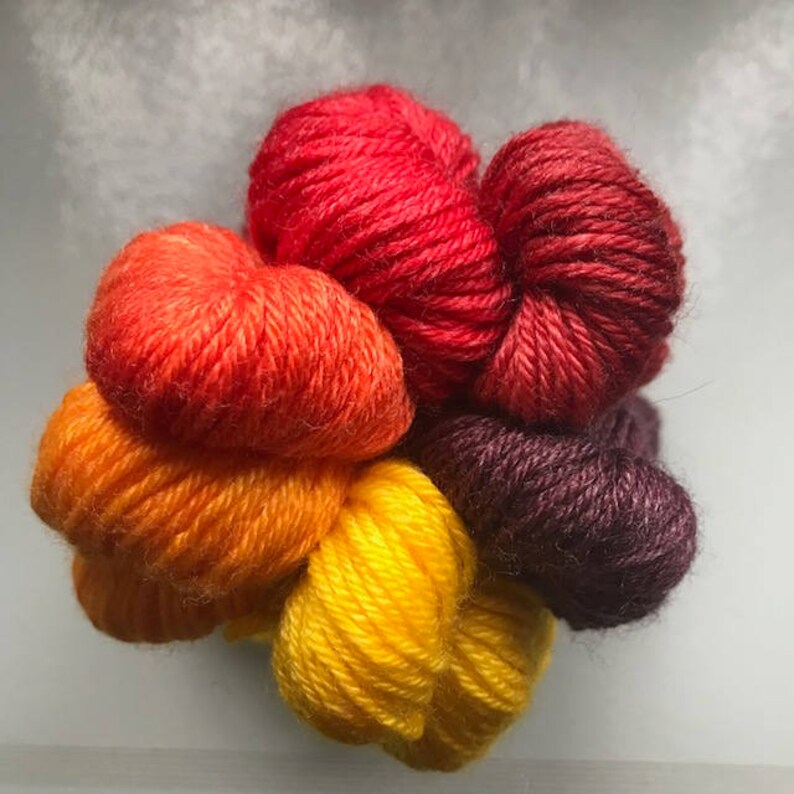 Hand-dyed Mini Skeins Merino Bamboo Sock Yarn 4ply Fingering