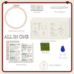 Puede incluir: Un kit de bordado con un bastidor, agujas, un abridor de costuras, tela preimpresa, una bolsa de fieltro, un enhebrador de agujas, instrucciones y ayudantes secretos. El kit incluye el texto "ALL IN ONE" y "Embroidery Hoop".