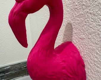Escultura de pared de flamenco rosa: un toque de decoración costera retro