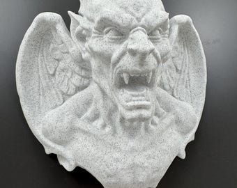 Escultura de pared de gárgola, decoración gótica de demonio alado, arte de pared de piedra, regalo gótico con acabado a mano.