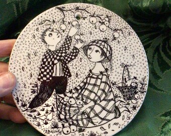 Bjorn Winblad October Trivet 6 inch