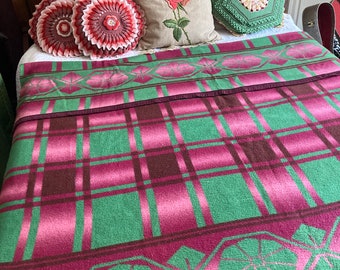 Reversible Vintage Cotton Camp Blanket Beacon Style