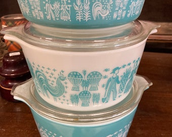 Pyrex 471, 472, 473 Amish Butterprint Bowls Turquoise Flawless ! 6 pcs