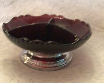 Krome Kraft Farberware Divided Purple Dish 6.5 inch