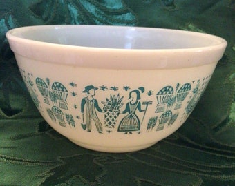 Pyrex 402 Amish Butterprint Bowl Turquoise unused