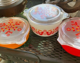 Pyrex  Friendship 6 PCs - Looks Never Used !