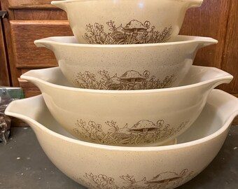 Pyrex Forest Fancies Cinderella Bowl Set- 4 pc