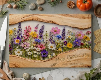 Personalized Mother’s Day Glass Cutting Board, Wildflower Kitchen Decor, Custom Family Names Gift, Rustic Floral Cutting Board