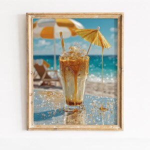 Gemälde „Karamell-Eiskaffee“, Küchenwandbild, Sommerliche Stranddeko (Digitaler Download)