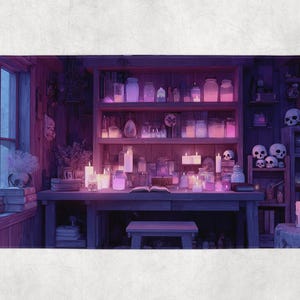 Op de afbeelding: Een schemerige kamer met een tafel en planken vol potten, kaarsen en schedels. De scène baadt in paars en roze licht, wat een mystieke sfeer creëert. Boeken en andere items liggen verspreid door de kamer, wat wijst op een studie of werkplaats.