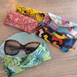 Eyeglasses Case – Fun & Sturdy. Reinforced with pvc mesh and padded.