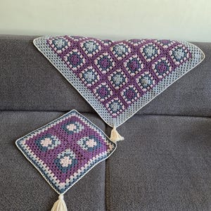 Ensemble carré grand-mère fait main, jeté et housse de coussin au crochet, décoration de canapé bohème, ensemble de salon assorti, cadeau artisanal pour la maison