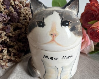 Custom Painted Pet Urn from Photo, Hand Painted Fiberglass Memorial for Cats Dogs, Personalized Pet Ashes Container, Unique Pet Loss Gift