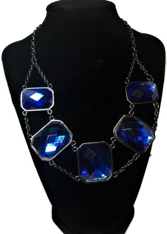 Vintage necklace, faceted stones,  acrylic stones,