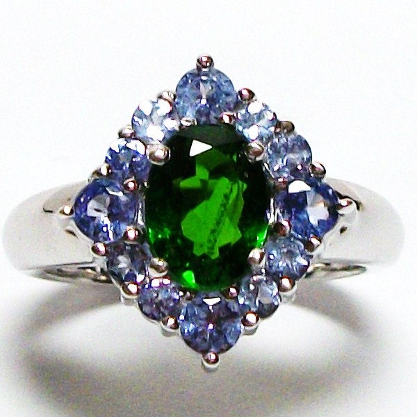 Chrome diopside ring  s 6   "Spring Rapture"