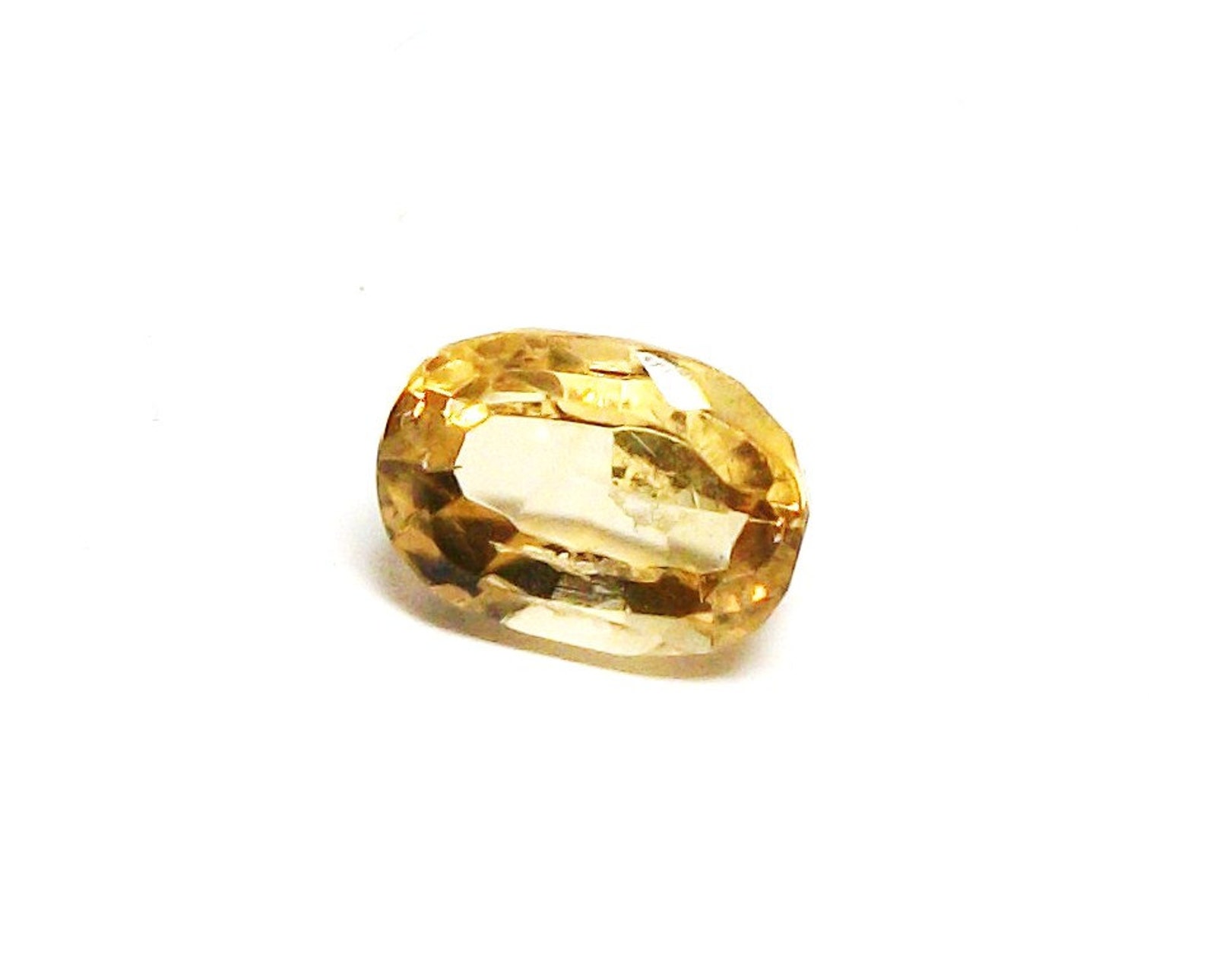 Citrine Jaune Taillée En Coussin - 88,00 Carats - Pierre De Création Labo - Qualité AAA+