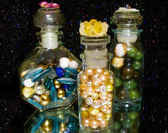Botellas vintage, decoración de perfumes, cuentas vintage, azul, verde y beige, colección de botellas, "Summertime Love"