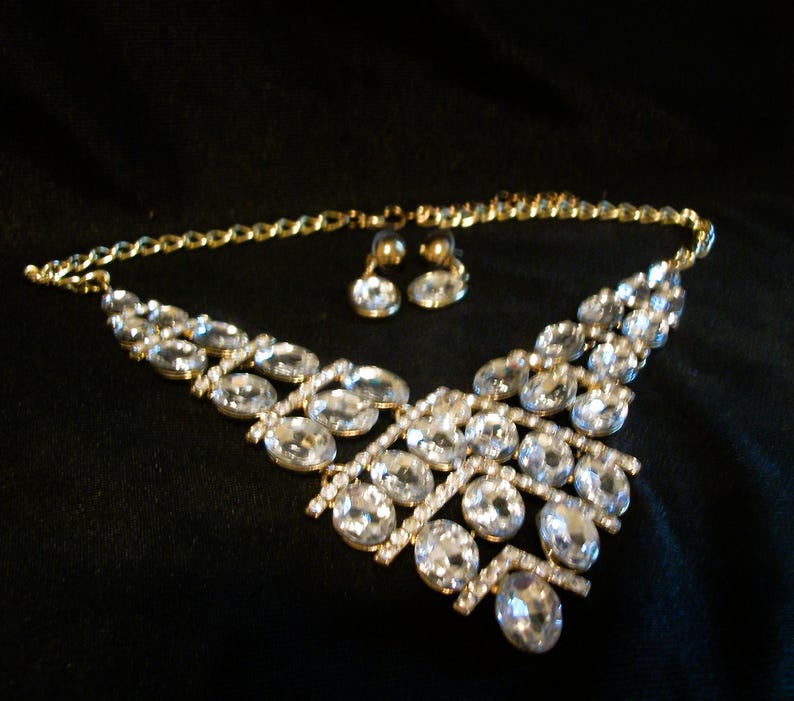 Vintage necklace set, wedding necklace, wedding gift, rhinestone necklace, rhinestone earrings, bib neck, On Sale, "Rhinestone Babe" image 8
