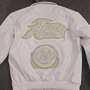 Avirex Vit Läderbomberjacka Herr Guldklubb Broderad Logotyp Perforerad Äkta Kohud Läder Bikerjacka Streetwear Present till Honom bild 1