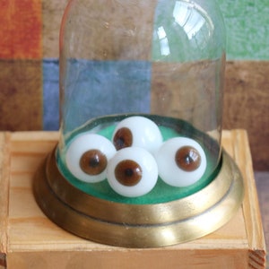 1 Antique Single Brown Glass Doll Eye