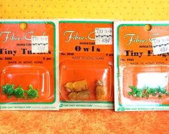 1 Vintage Unopened Package of 3 Miniature Plastic Animals from Hong Kong