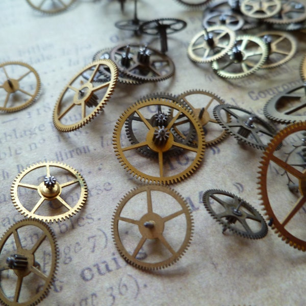 10 Vintage Extra Small Gears