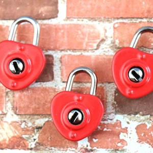 1 Miniature Metal Red Heart Lock with Key