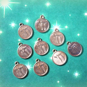 10 Vintage Brass Hebrew Chai Charms