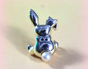 Cute Little Vintage Bunny Pin