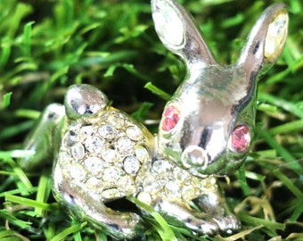 Vintage Rhinestone Bunny Pin