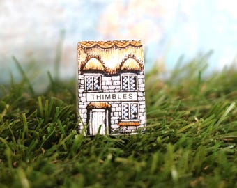 Vintage Bronte China Miniature Cottage Thimble