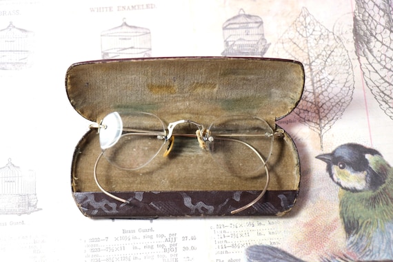 Antique Eyeglass Metal Case Antique Glasses, Antique Spectacles in Metal Case  main image 3