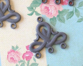 2 Vintage Heavy Patina Brass Finding Connector Pendant