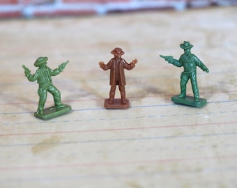1 Vintage Cowboy/Villain Miniature Plastic Figures from Hong Kong