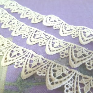 1 Vintage Cotton Lace Applique