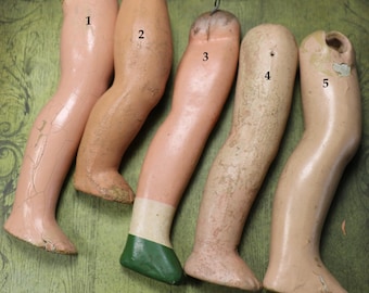 1 Vintage Composition Doll Leg
