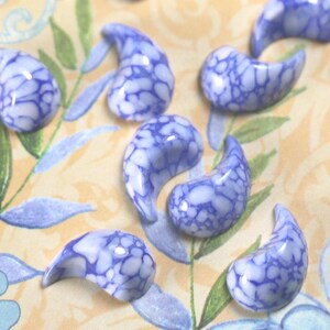 2 Vintage Glass Blue and White Cabochons from Japan