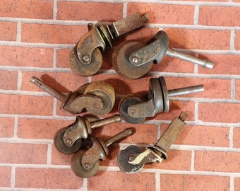 1 Antique Wooden Caster Wheel