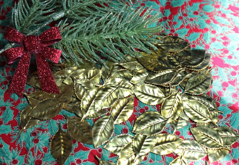 5 Vintage Gold Metal Leaves Etsy